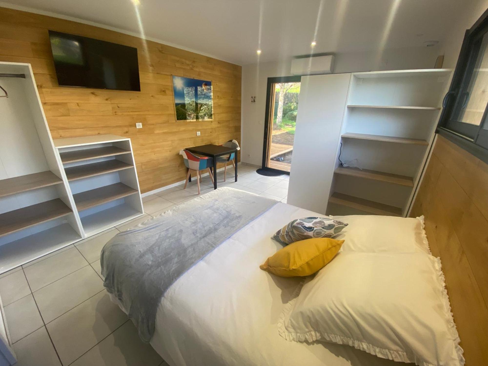 L'Oustal Des Domes Hotel Orcines Ngoại thất bức ảnh